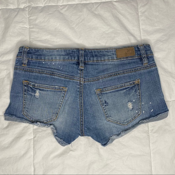 Jean shorts - Picture 4 of 4